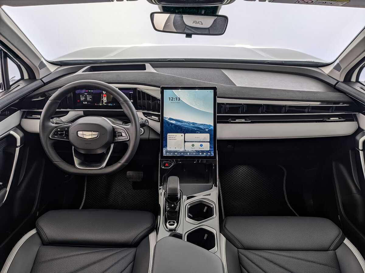 Geely Atlas 2024 года с пробегом. Фото: #9
