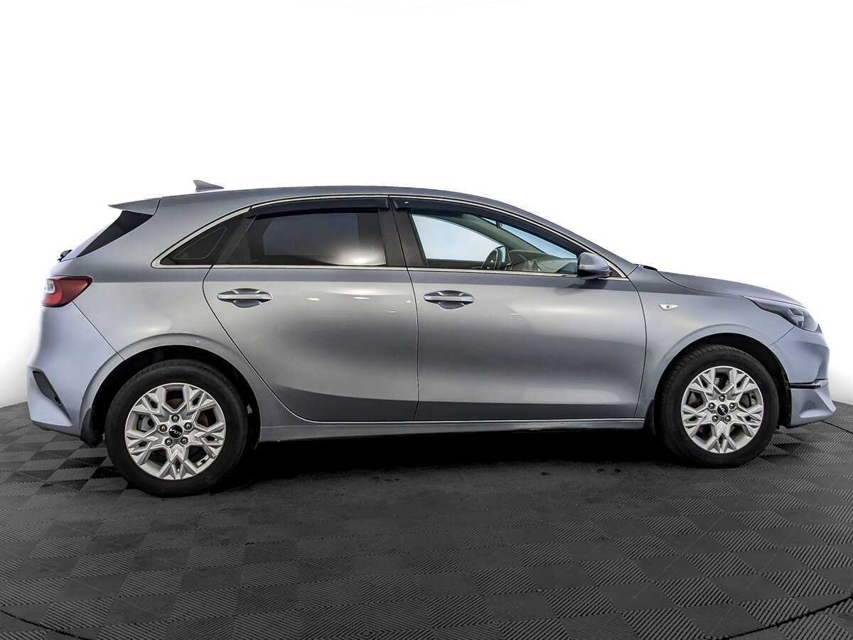 Kia Ceed 2021 года с пробегом. Фото: #3