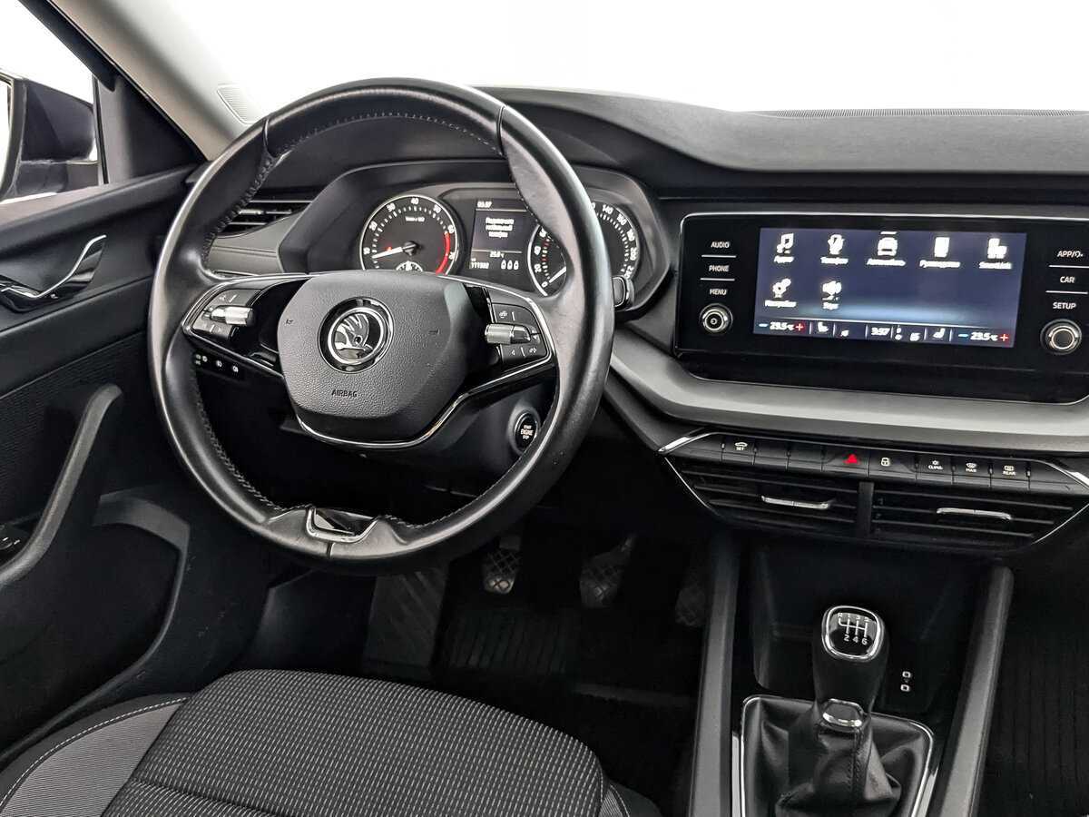 Skoda Octavia 2021 года с пробегом. Фото: #21