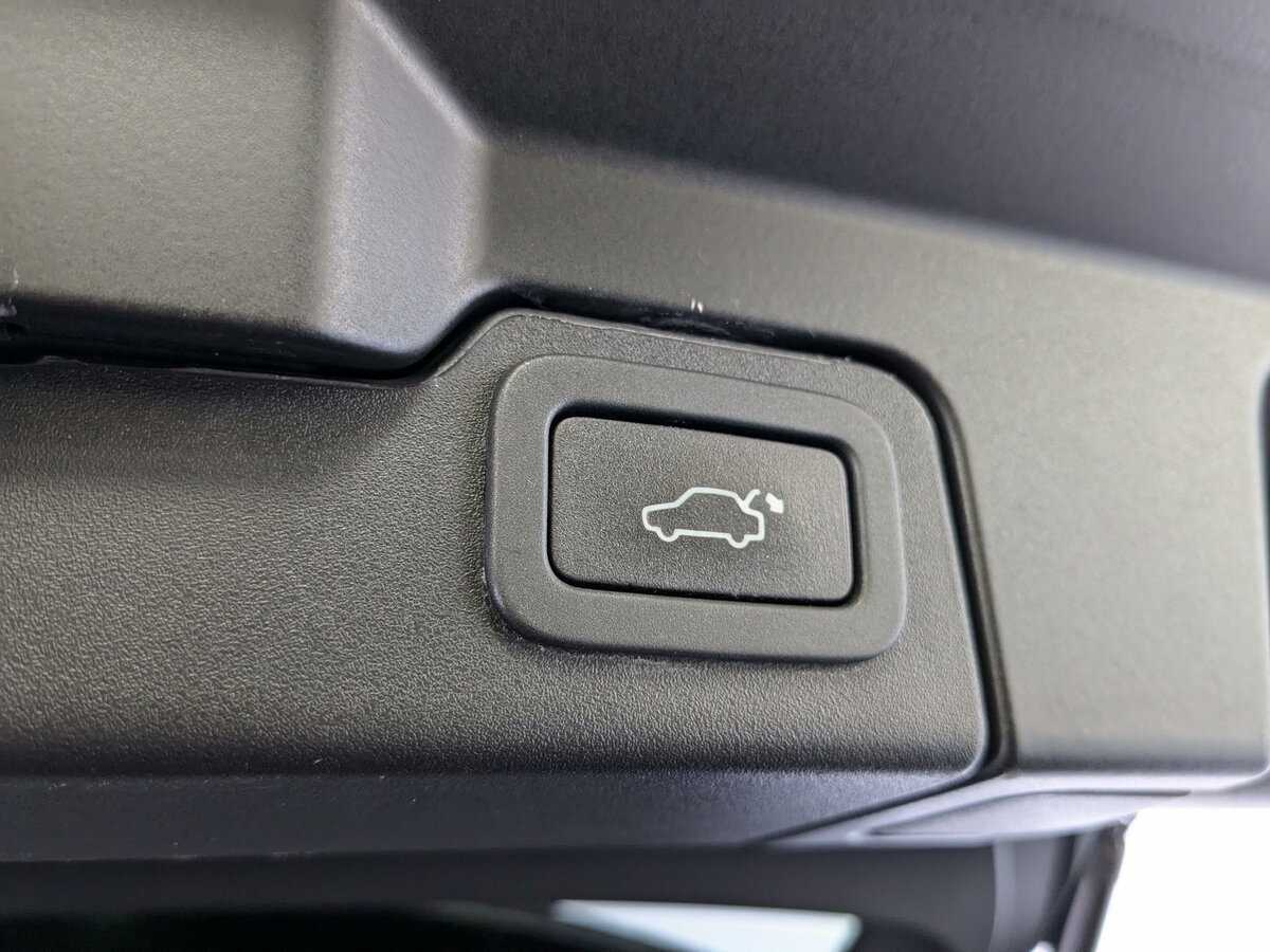 Land Rover Range Rover Evoque 2018 года с пробегом. Фото: #24