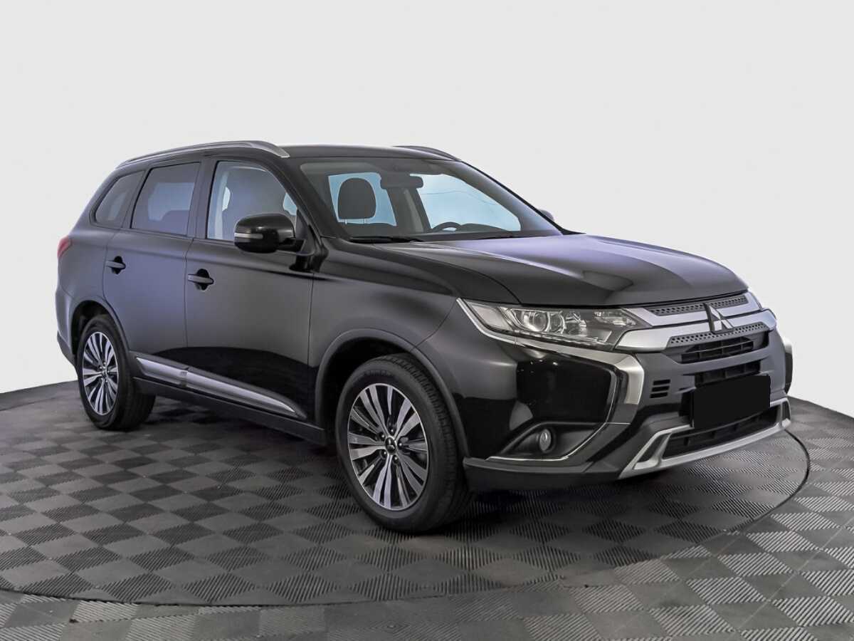 Mitsubishi Outlander 2019 года с пробегом. Фото: #2