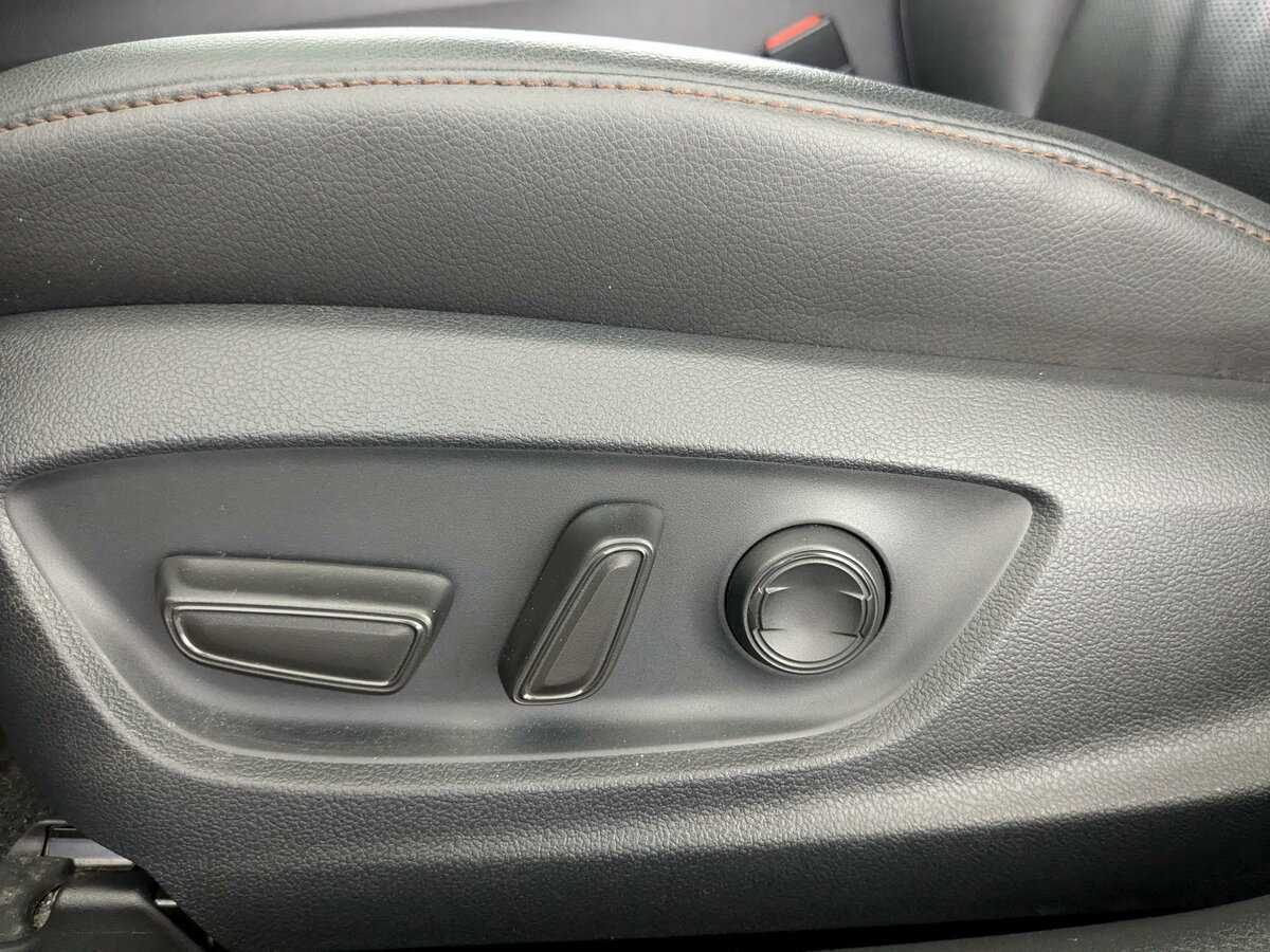 Toyota Camry 2020 года с пробегом. Фото: #12