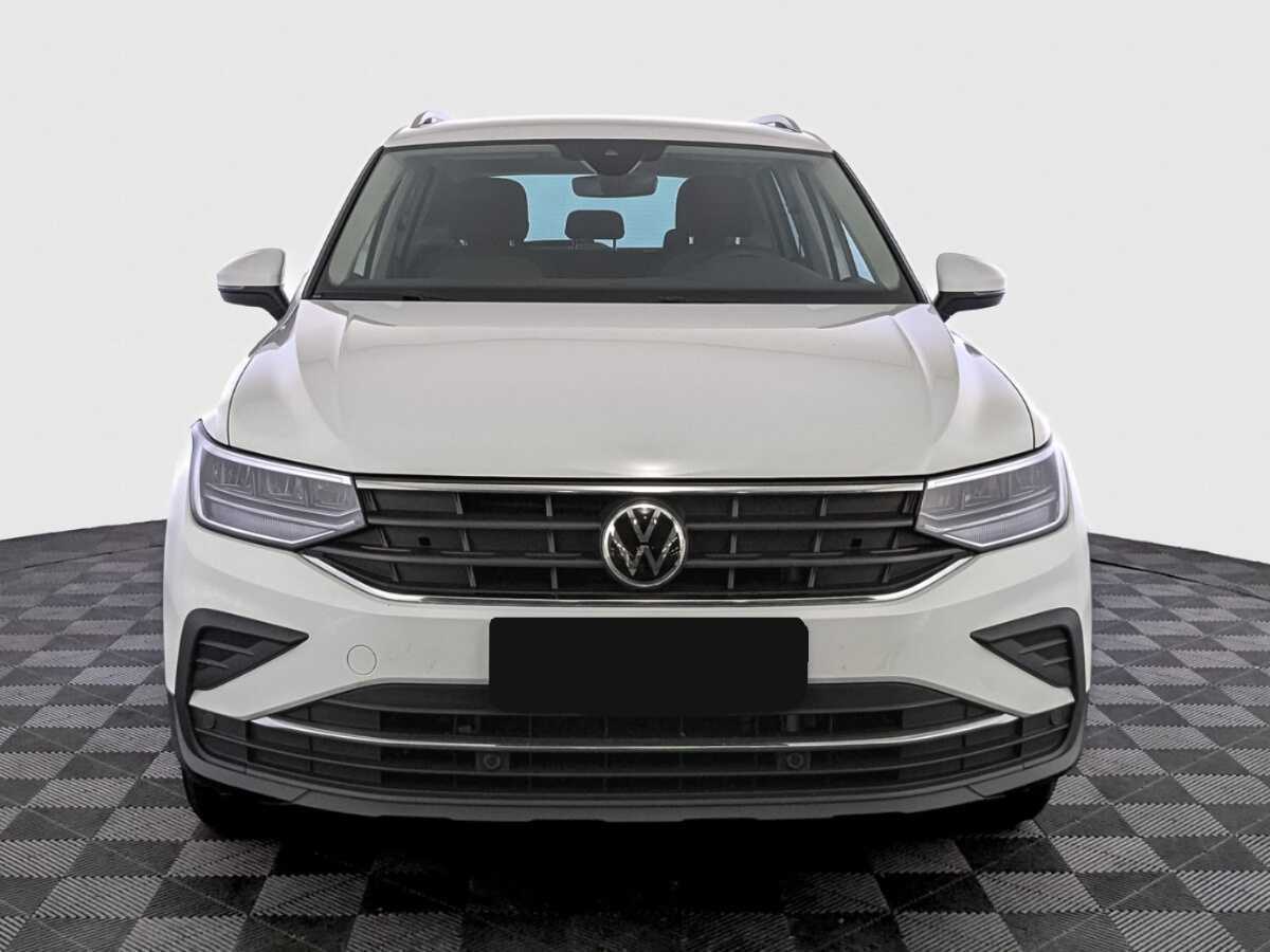 Volkswagen Tiguan 2021 года с пробегом. Фото: #1