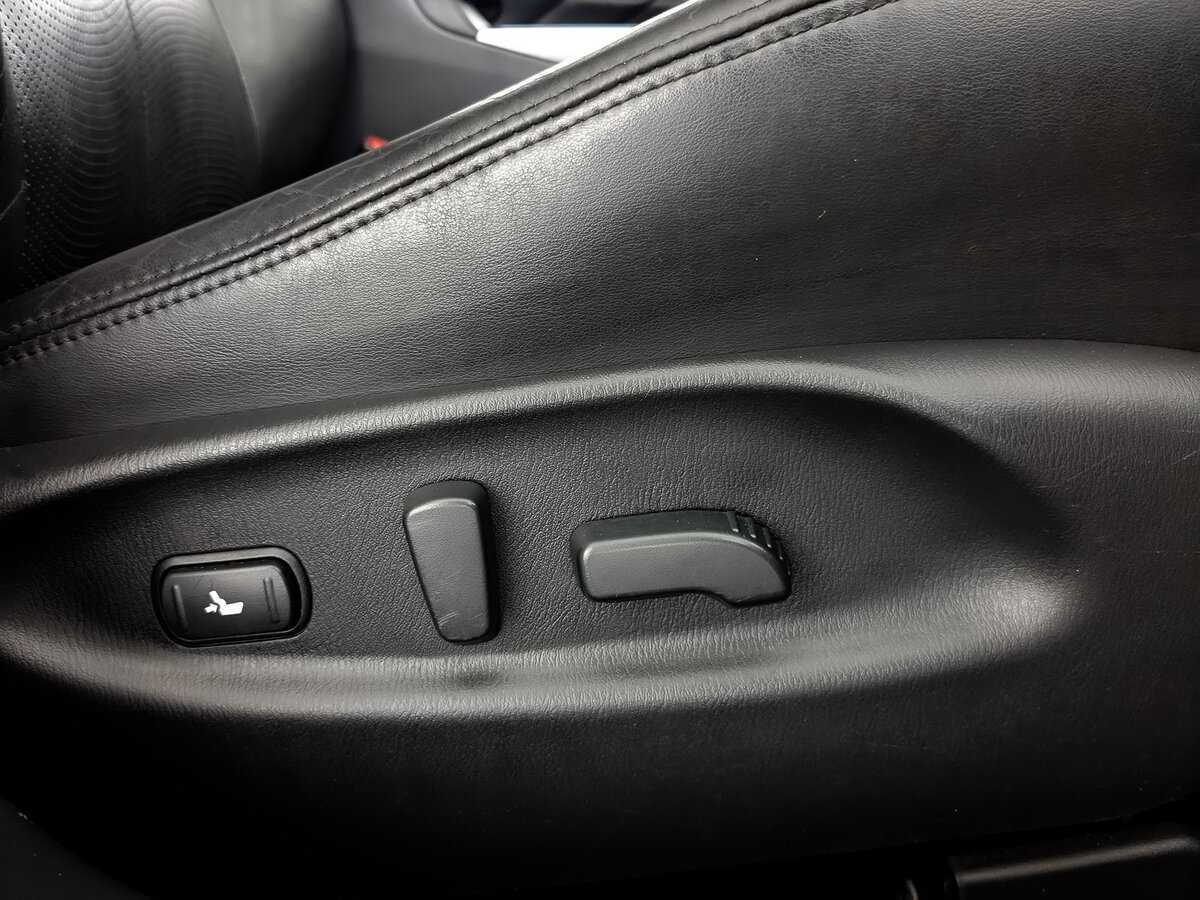 Infiniti Q70 2014 года с пробегом. Фото: #21