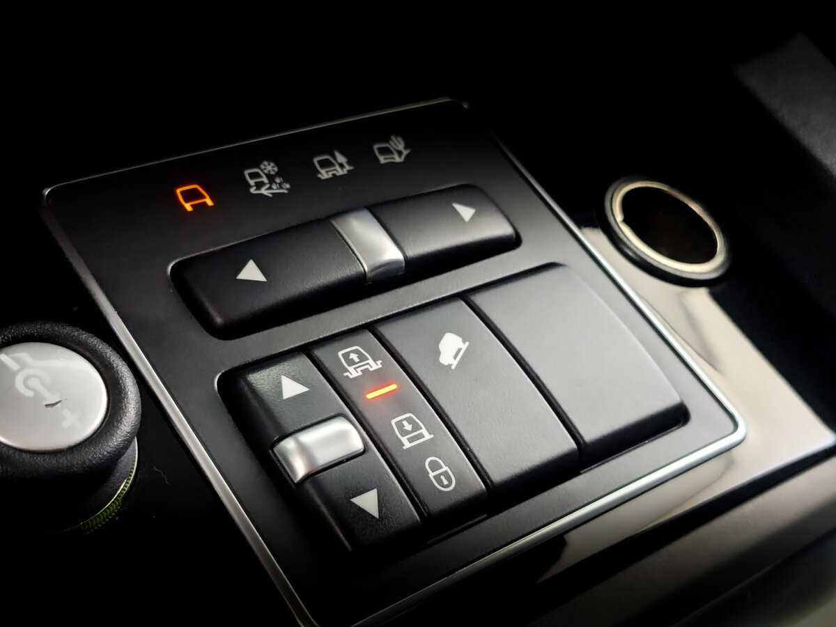 Land Rover Discovery 2014 года с пробегом. Фото: #24