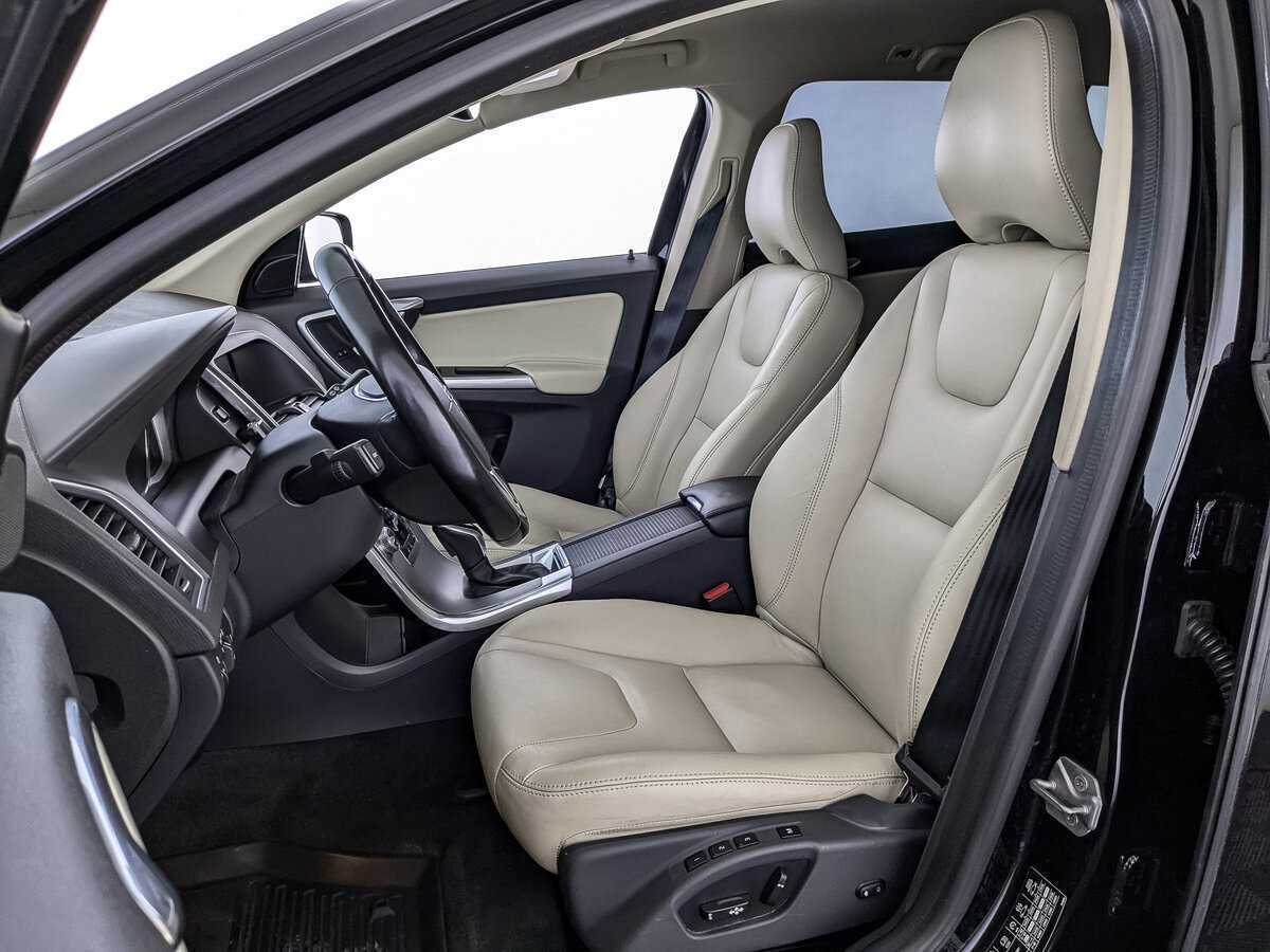 Volvo XC60 2017 года с пробегом. Фото: #15