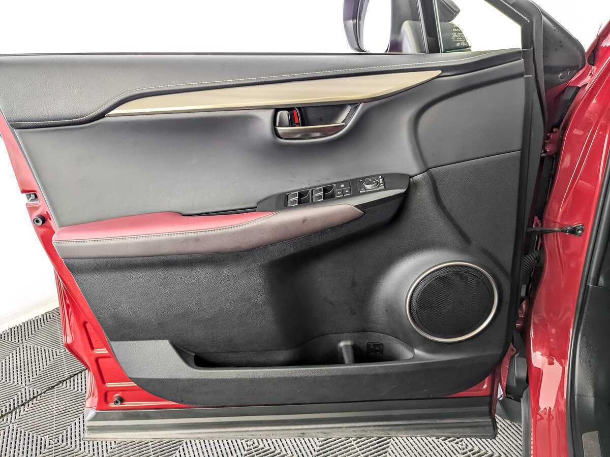 Lexus NX 2019 года с пробегом. Фото: #14