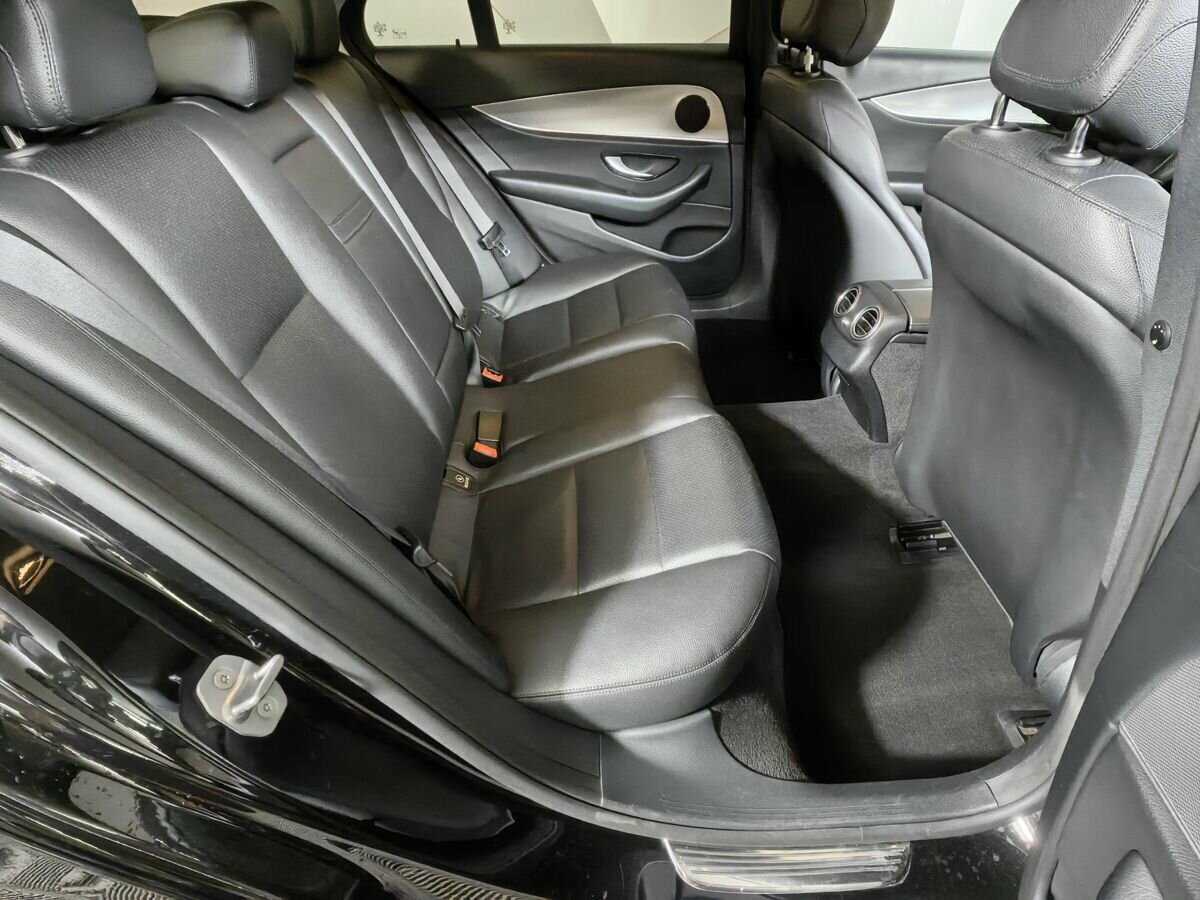 Mercedes-Benz E-Класс 2016 года с пробегом. Фото: #11