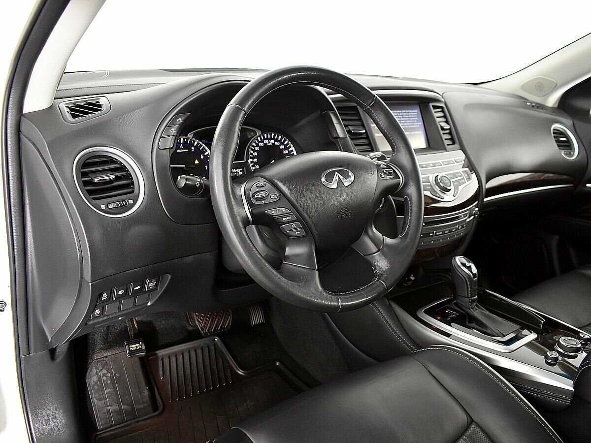 Infiniti QX60 2018 года с пробегом. Фото: #6