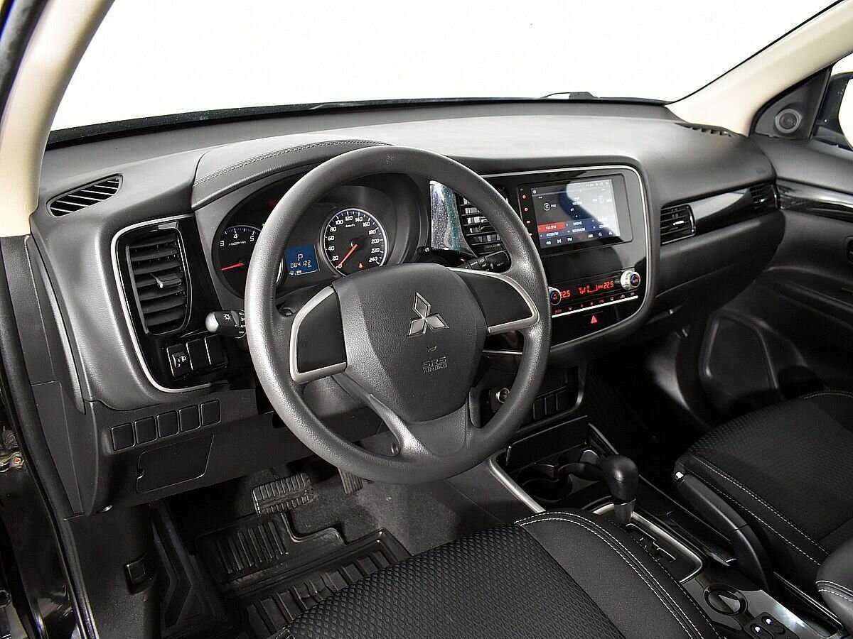 Mitsubishi Outlander 2020 года с пробегом. Фото: #6
