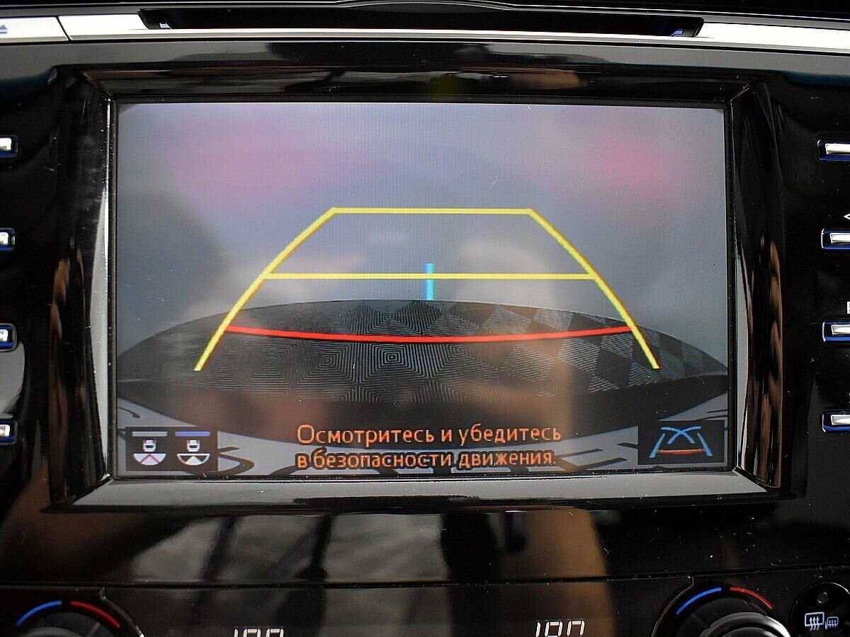 Toyota Camry 2019 года с пробегом. Фото: #13