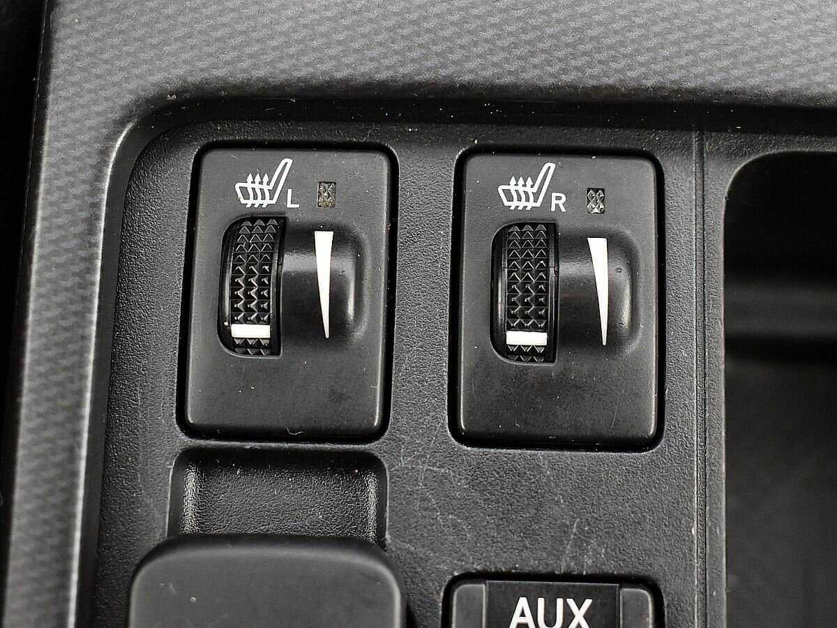 Toyota Land Cruiser Prado 2013 года с пробегом. Фото: #17