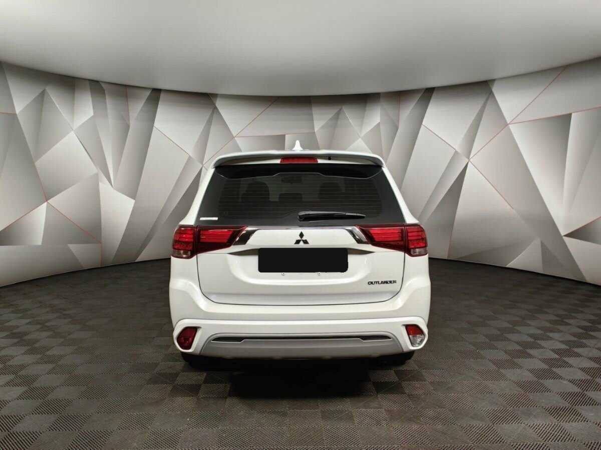 Mitsubishi Outlander 2022 года с пробегом. Фото: #5