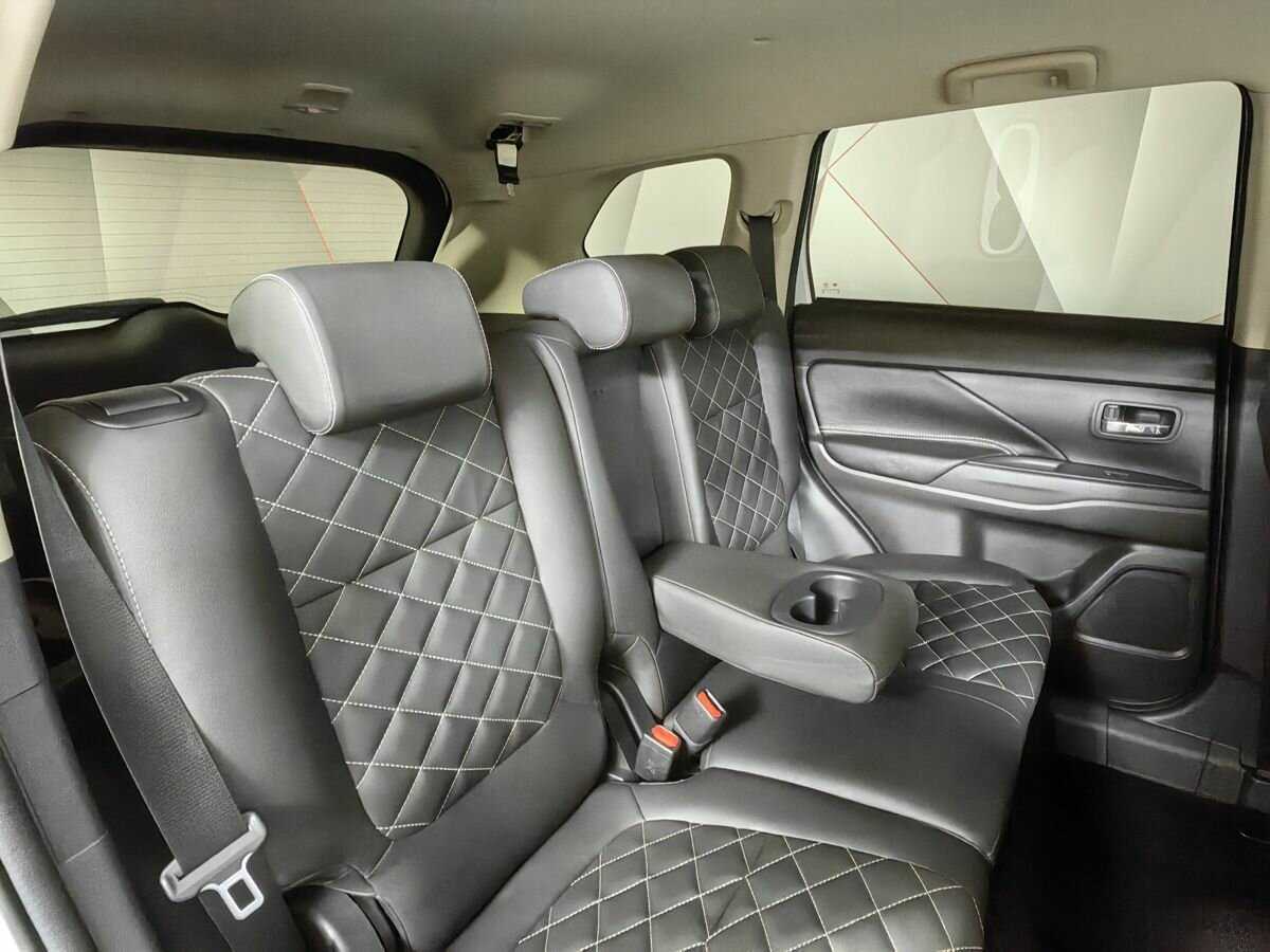 Mitsubishi Outlander 2022 года с пробегом. Фото: #8