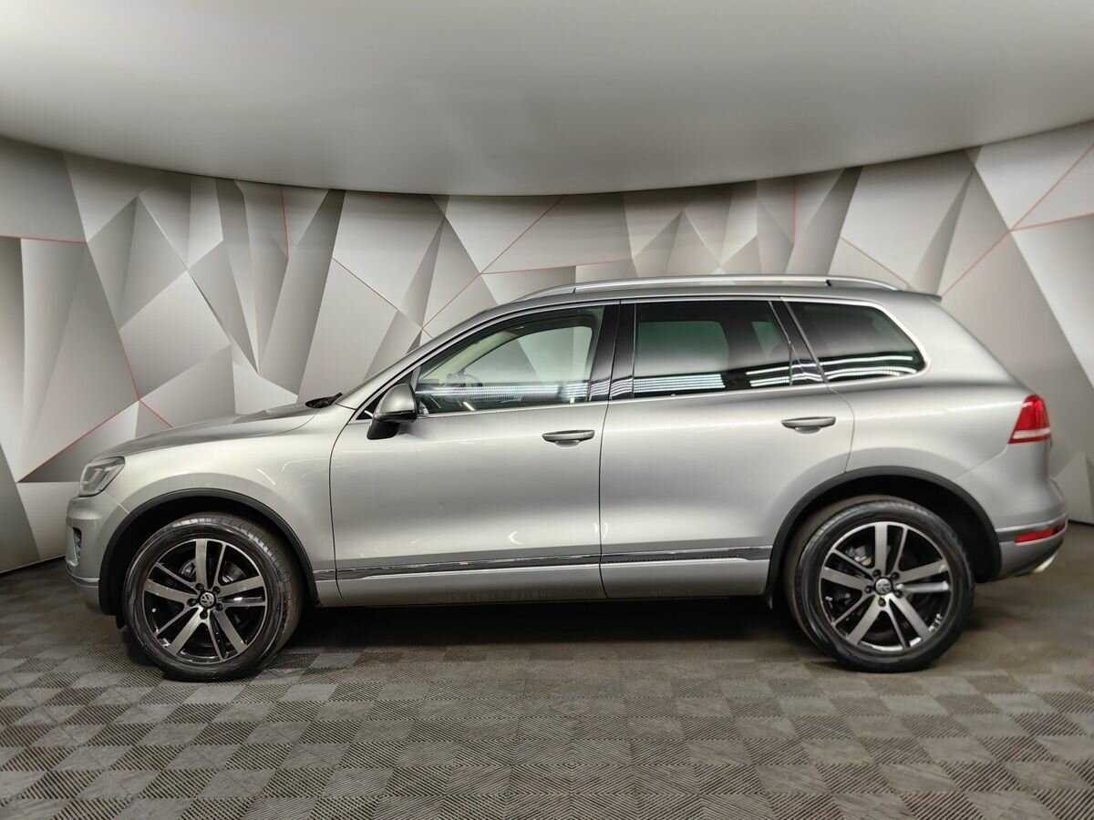 Volkswagen Touareg 2017 года с пробегом. Фото: #4