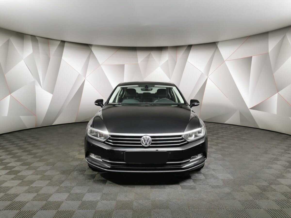Volkswagen Passat 2019 года с пробегом. Фото: #6