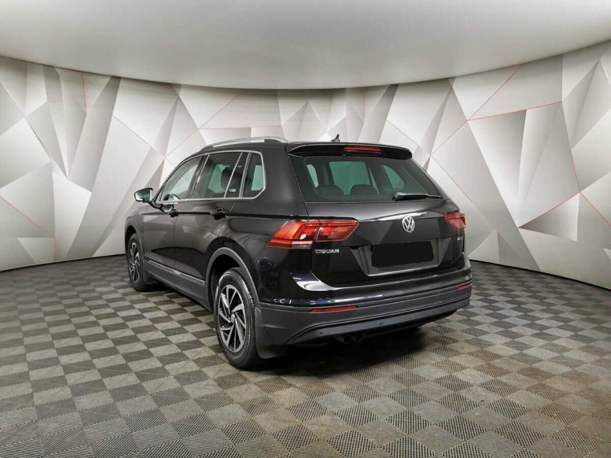 Volkswagen Tiguan 2018 года с пробегом. Фото: #3