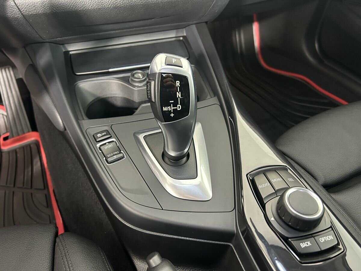 BMW 1 серии 2013 года с пробегом. Фото: #12