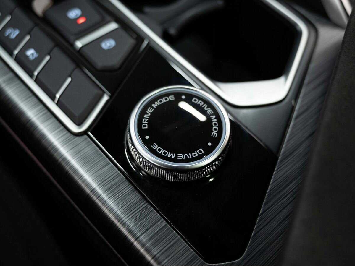 Geely Tugella 2022 года с пробегом. Фото: #27