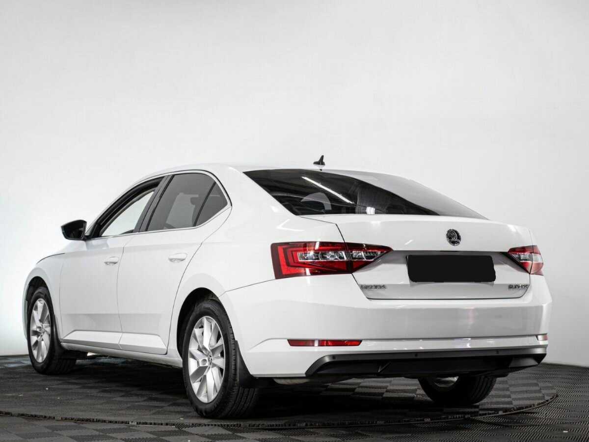 Skoda Superb 2018 года с пробегом. Фото: #5