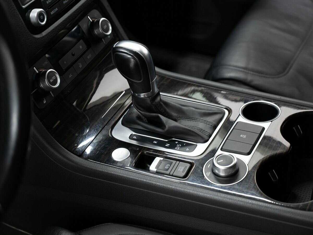 Volkswagen Touareg 2015 года с пробегом. Фото: #17