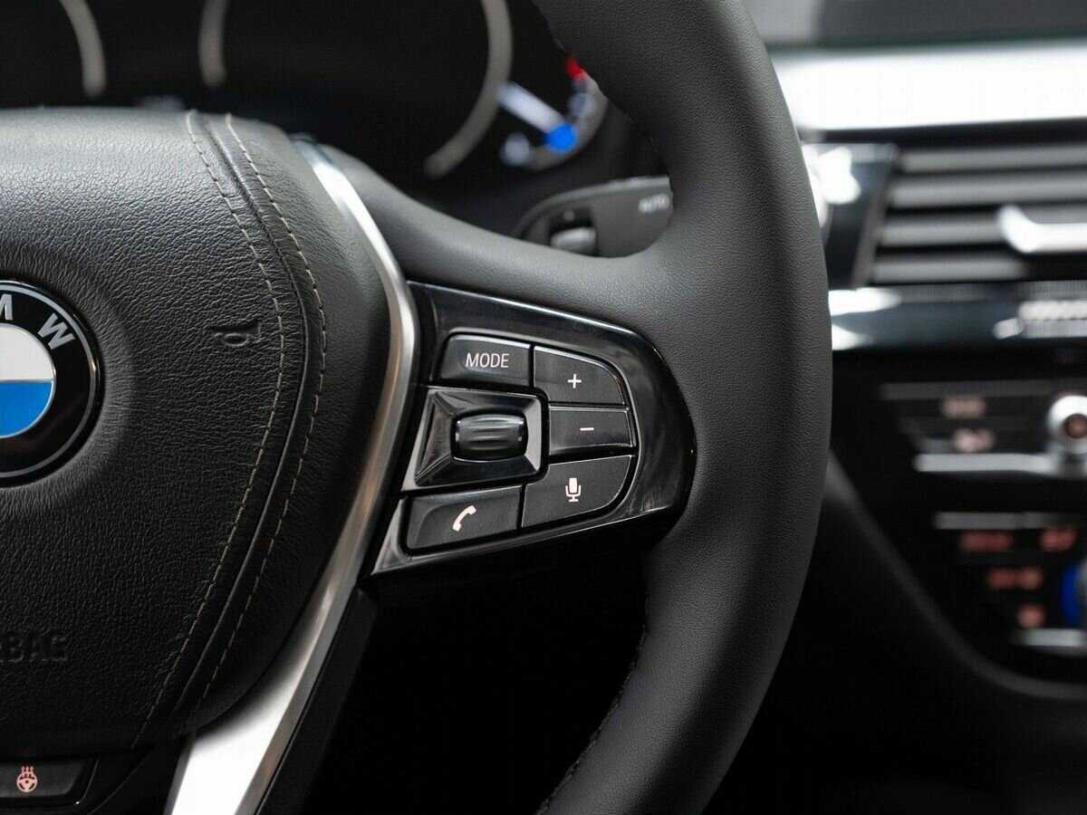 BMW 5 серии 2018 года с пробегом. Фото: #16