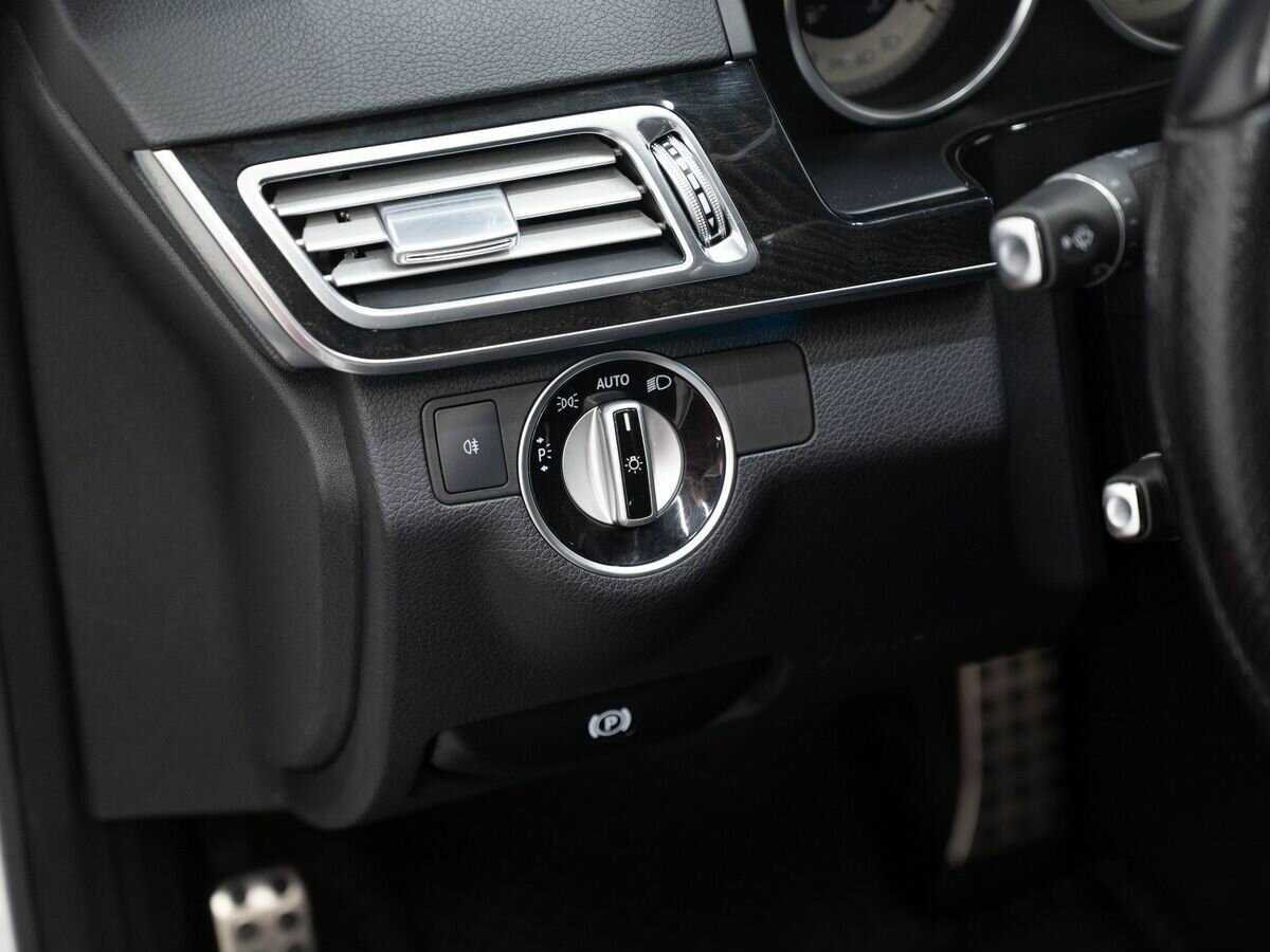 Mercedes-Benz E-Класс 2013 года с пробегом. Фото: #15