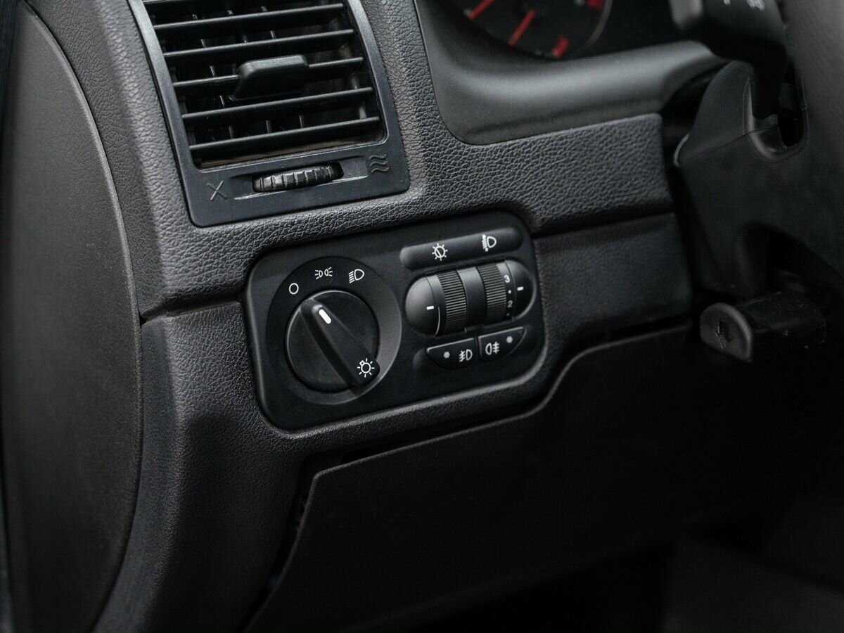 Б/У УАЗ Патриот 2015 года. Фото: #16