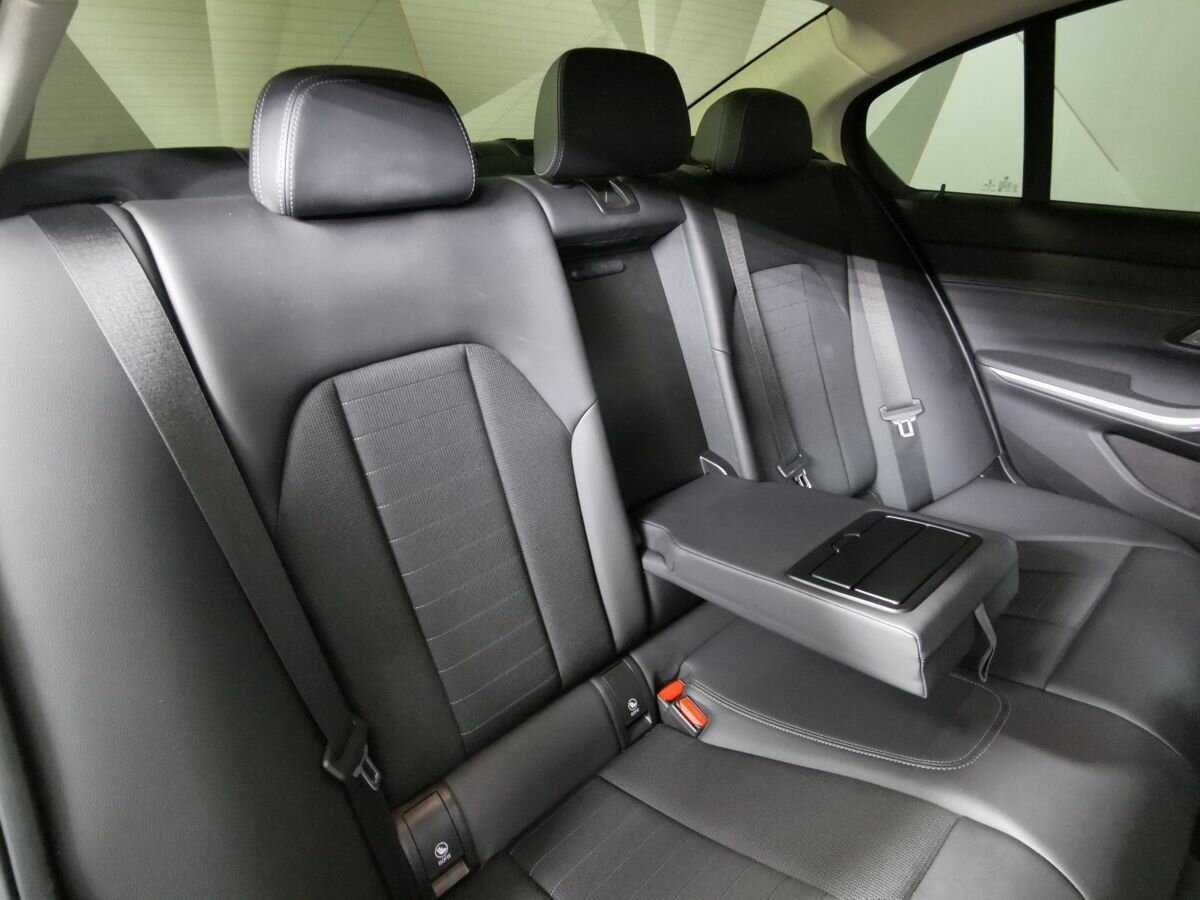 BMW 3 серии 2020 года с пробегом. Фото: #12