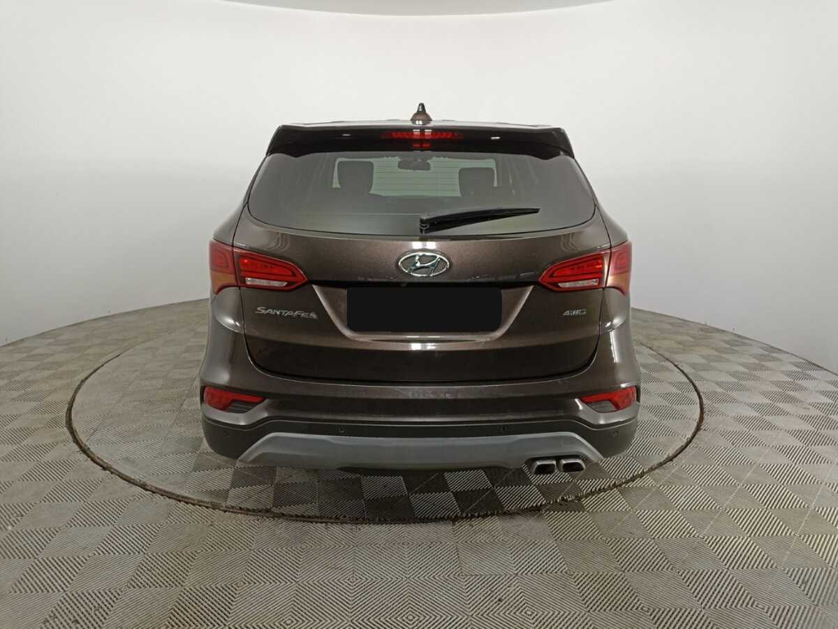 Hyundai Santa Fe 2017 года с пробегом. Фото: #5