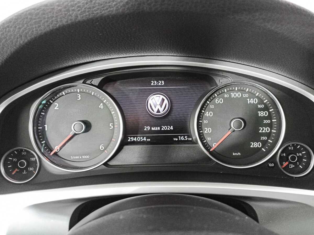 Volkswagen Touareg 2013 года с пробегом. Фото: #10