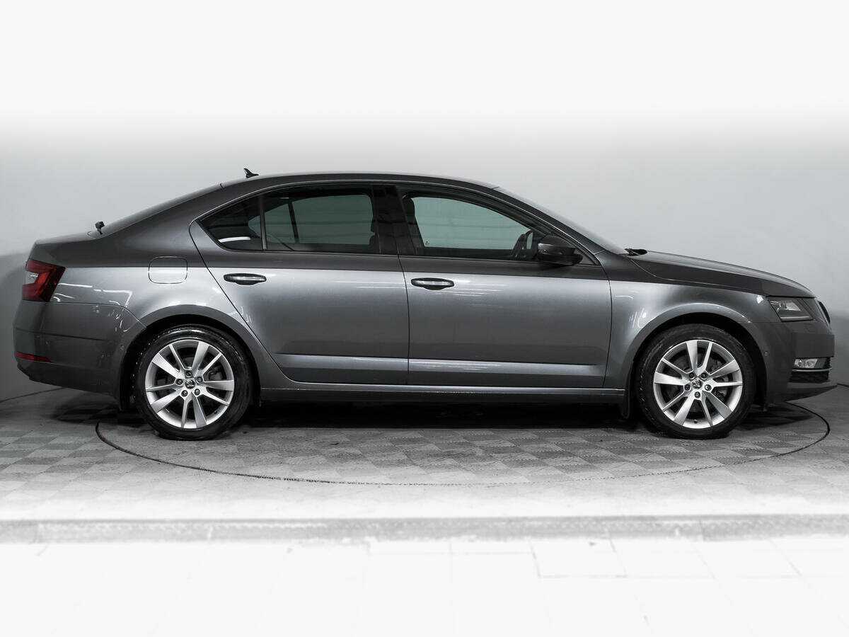 Skoda Octavia 2018 года с пробегом. Фото: #3