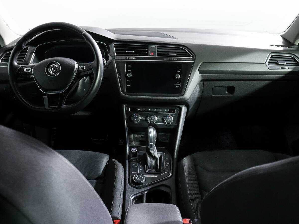 Volkswagen Tiguan 2018 года с пробегом. Фото: #11