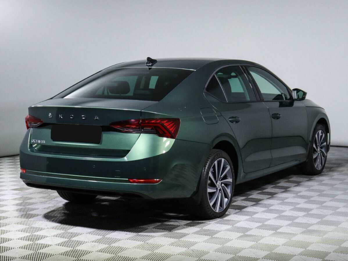 Skoda Octavia 2021 года с пробегом. Фото: #3