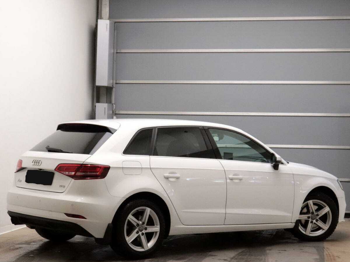 Audi A3 2016 года с пробегом. Фото: #3