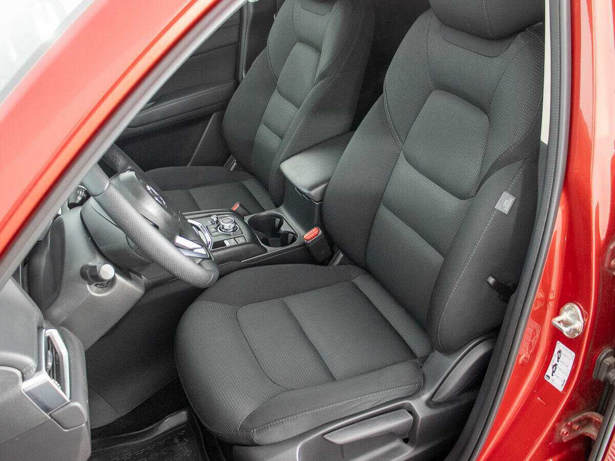 Mazda CX-5 2017 года с пробегом. Фото: #9