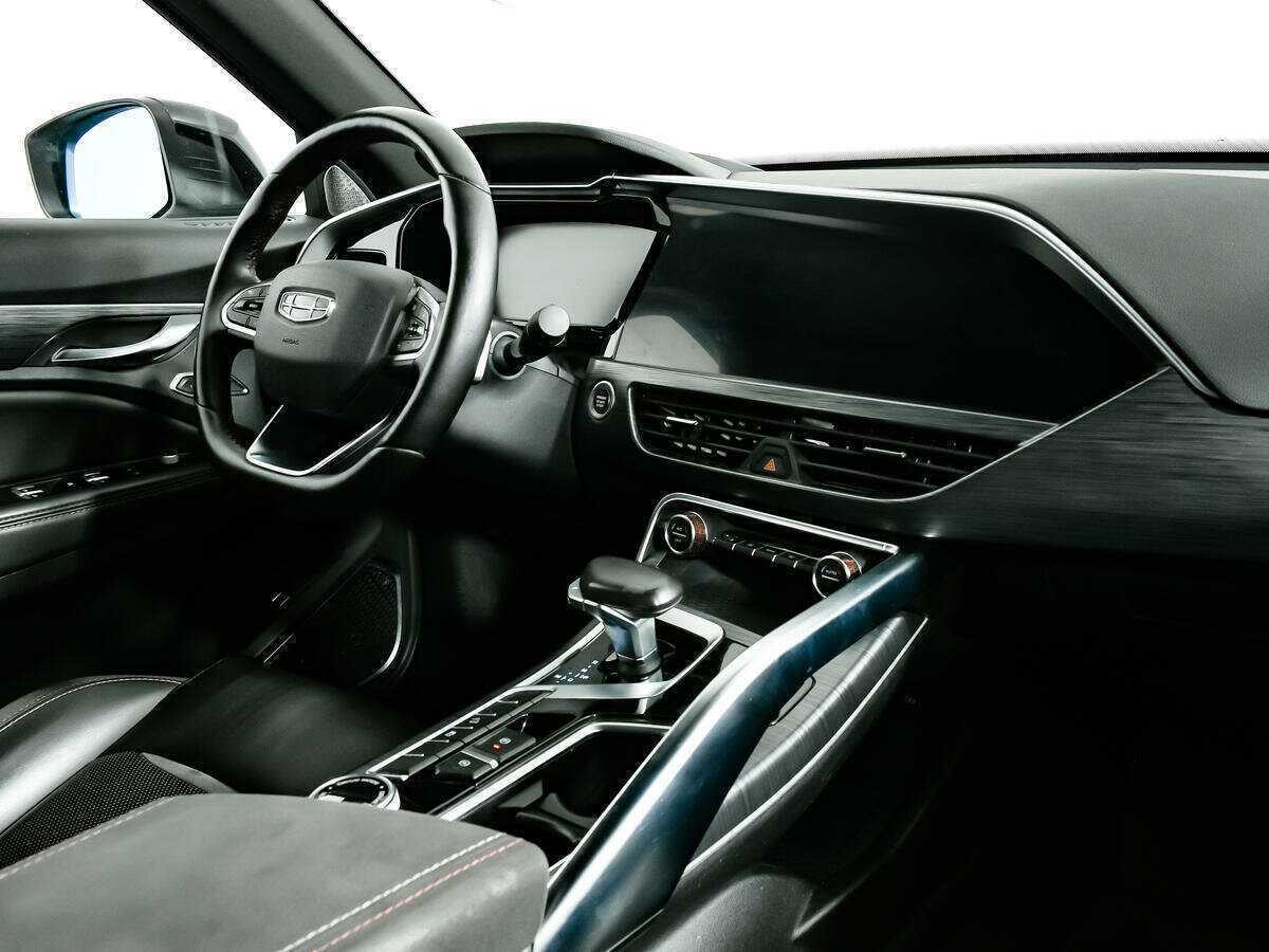 Geely Tugella 2022 года с пробегом. Фото: #8