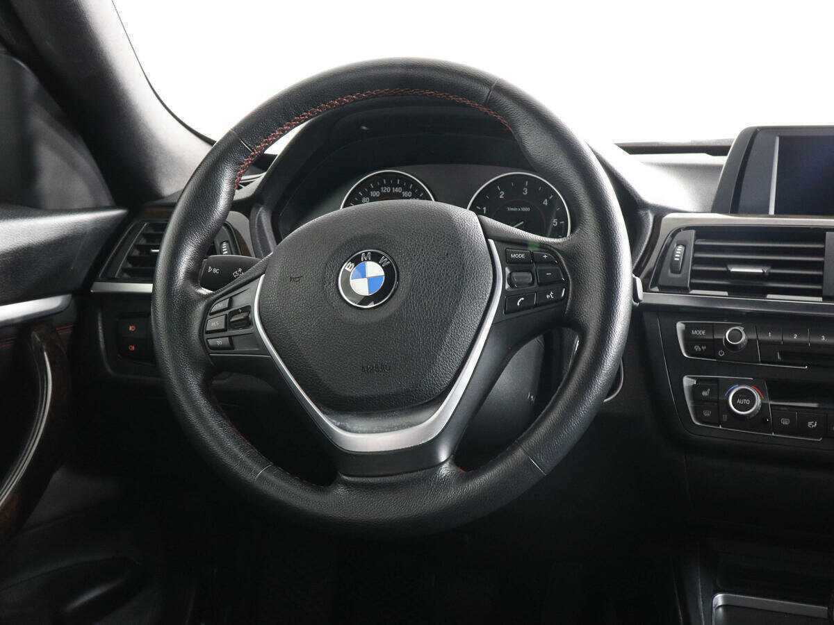 BMW 3 серии 2016 года с пробегом. Фото: #14