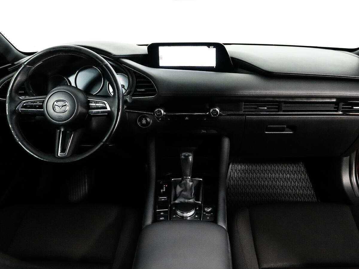 Mazda 3 2019 года с пробегом. Фото: #9