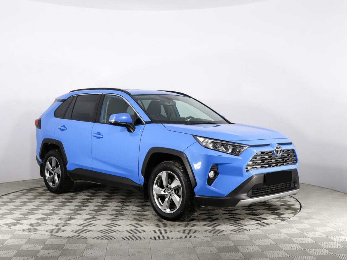 Toyota RAV4 2021 года с пробегом. Фото: #2