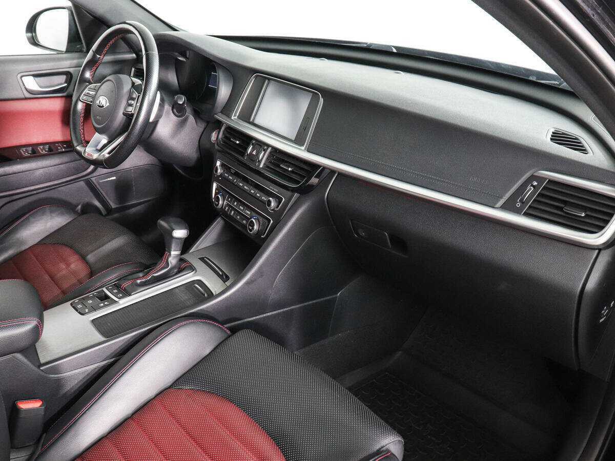 Kia Optima 2018 года с пробегом. Фото: #9