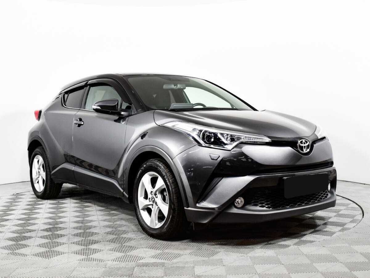 Toyota C-HR 2019 года с пробегом. Фото: #2