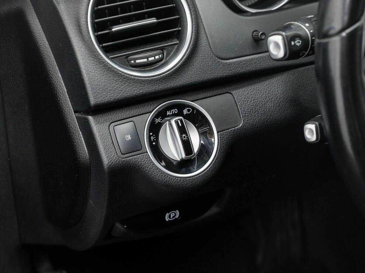 Mercedes-Benz C-Класс 2013 года с пробегом. Фото: #15