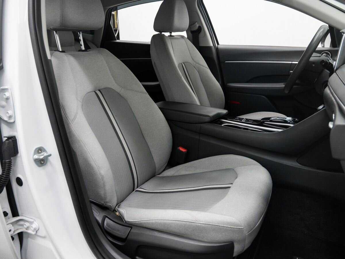 Hyundai Sonata 2019 года с пробегом. Фото: #9