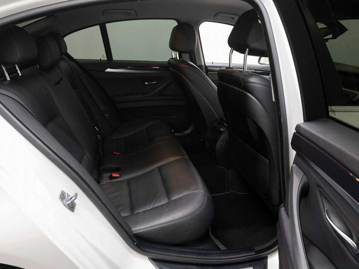 BMW 5 серии 2013 года с пробегом. Фото: #11