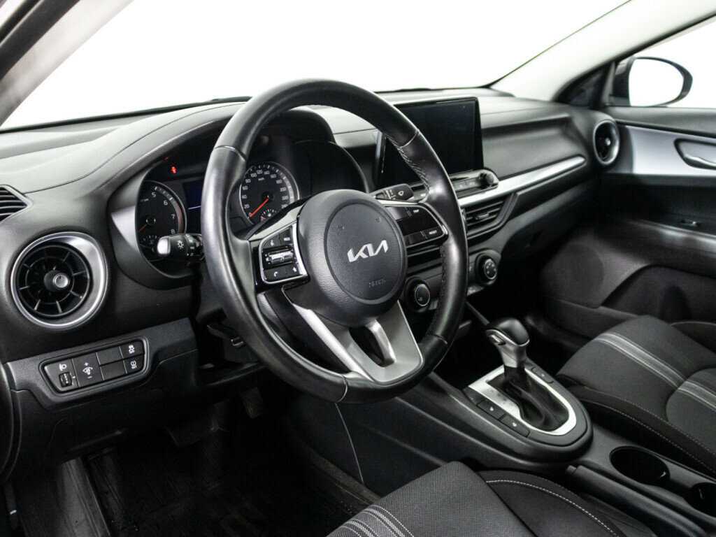 Kia Cerato 2022 года с пробегом. Фото: #10