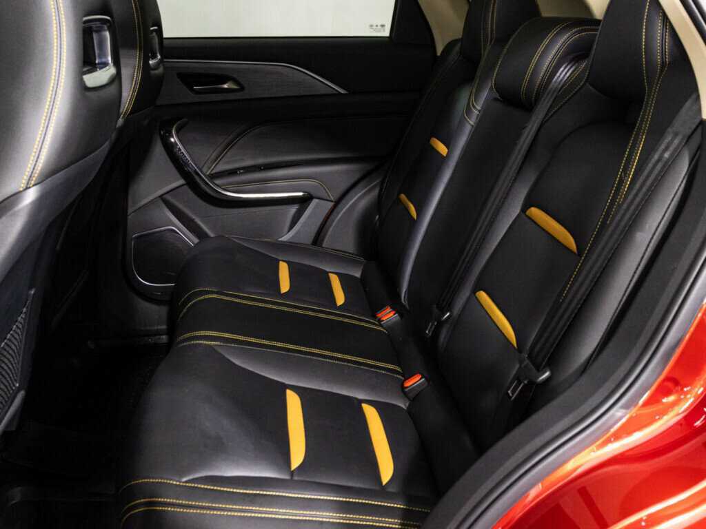 FAW Bestune T77 2023 года с пробегом. Фото: #9