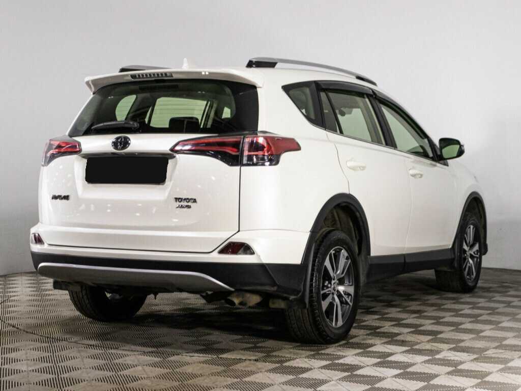 Toyota RAV4 2016 года с пробегом. Фото: #4