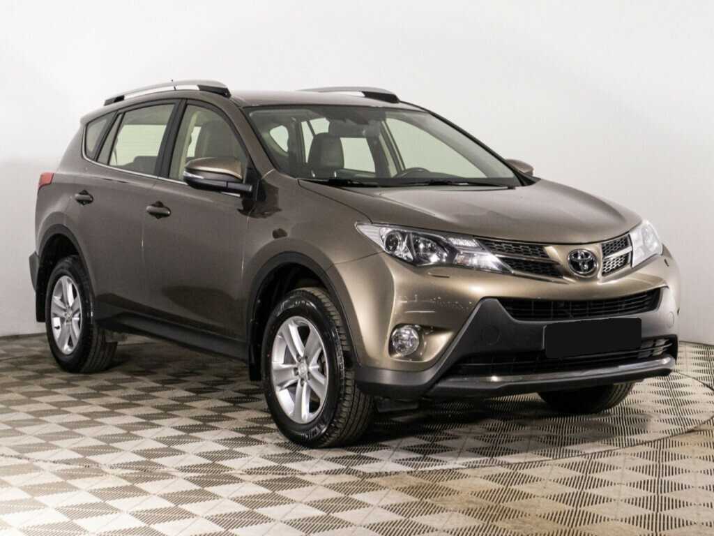 Toyota RAV4 2013 года с пробегом. Фото: #2