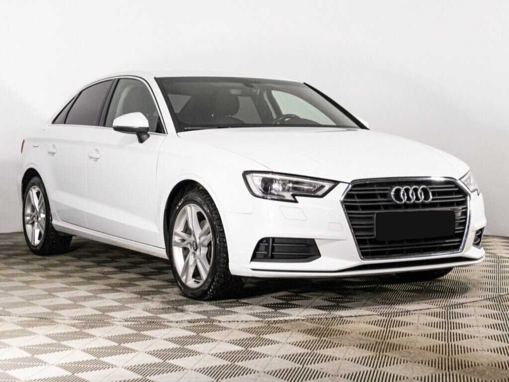 Audi A3 2017 года с пробегом. Фото: #2